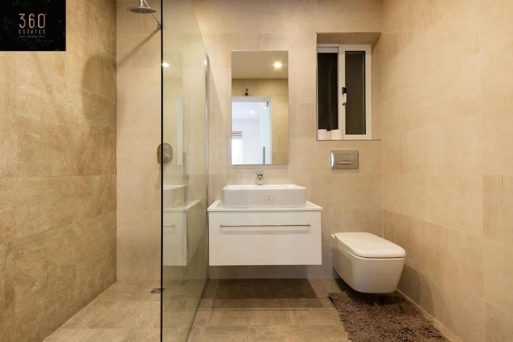 Modern 2Br Apt In The Quaint Village Of Marsaskala & Ac By 360 Estates Exterior foto