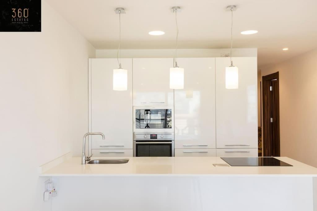 Modern 2Br Apt In The Quaint Village Of Marsaskala & Ac By 360 Estates Exterior foto